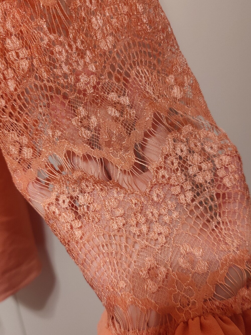 Fanco Coral Lace Bell Sleeve Ruffle Babydoll Blouse M NWOT - Picture 3 of 6